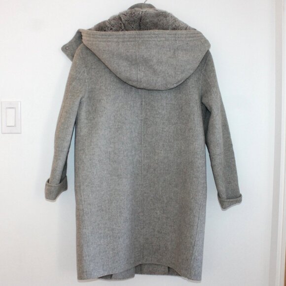 Vince light grey wool coat with rabbit fur trim hood - Picture 6 of 9
